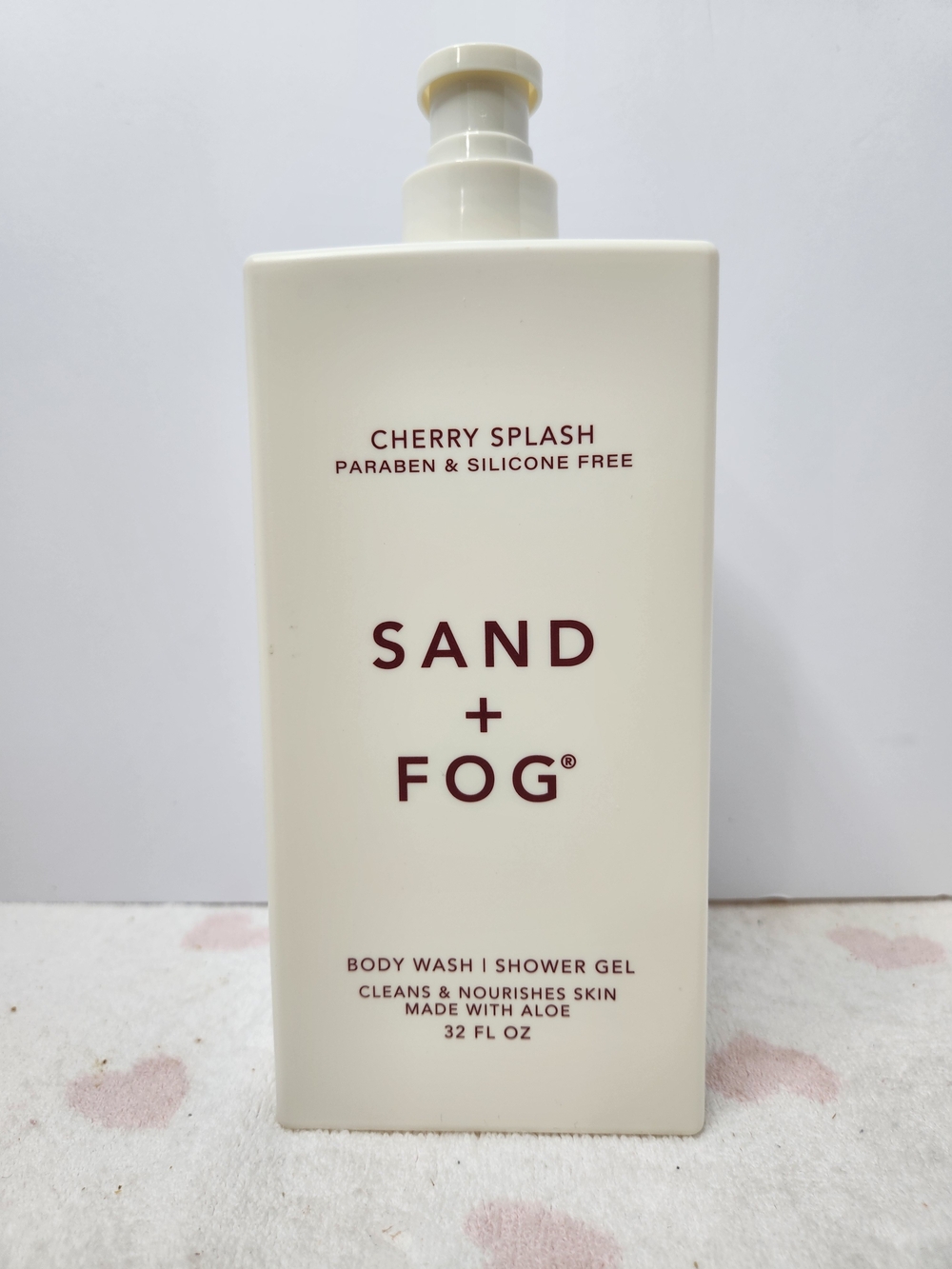 Sand + Fog Cherry Splash Body Wash - White